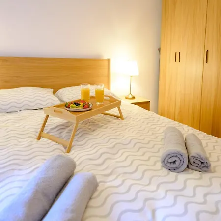 Ultra-central, Cozy And Quiet Apartment Bucharest