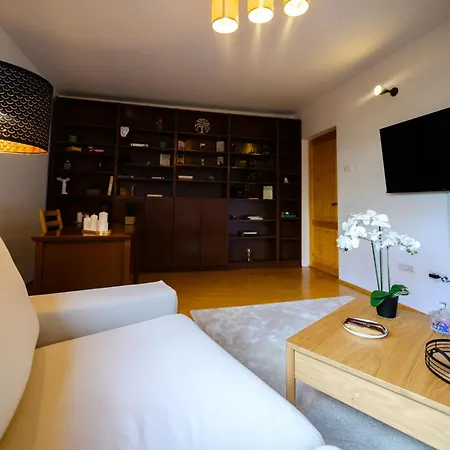 Ultra-central, Cozy And Quiet *